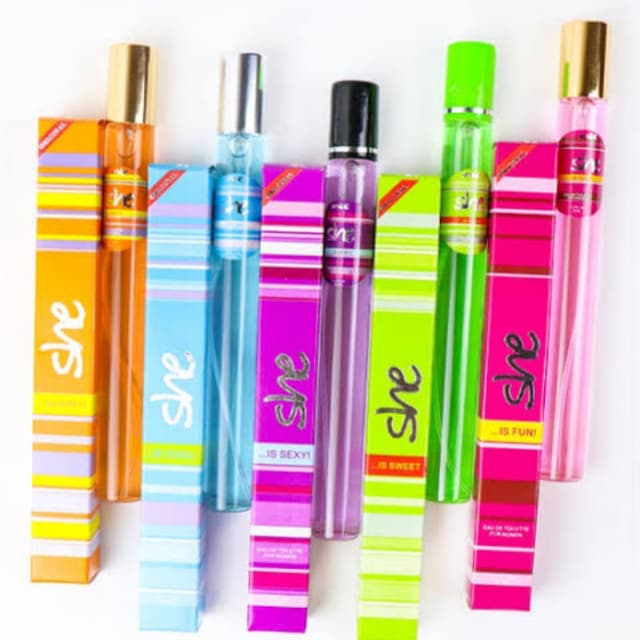She perfumes